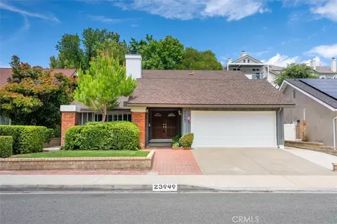 23949 Rotunda Rd, Valencia, CA 91355