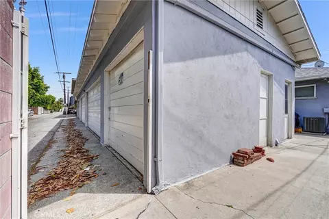 14821 Burbank, Van Nuys, CA 91411 photo 17