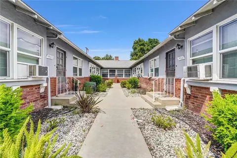 14821 Burbank, Van Nuys, CA 91411 photo 8