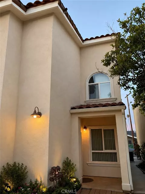 1637 E Gage Ave, Los Angeles, CA 90001