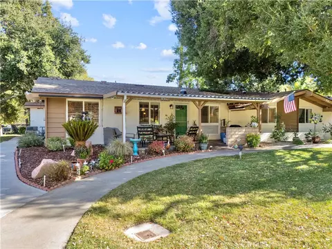 19348 Avenue Of The Oaks, Newhall, CA 91321