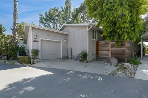 126 Pueblo Ln, Topanga, CA 90290