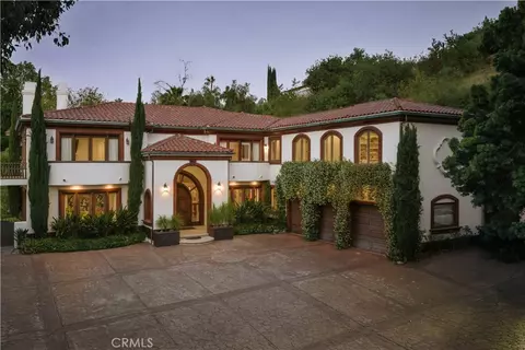 17984 Boris Dr, Encino, CA 91316