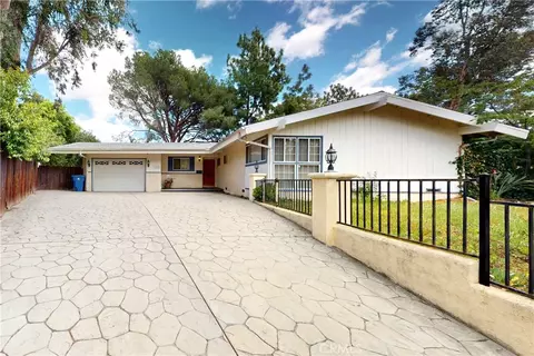 11918 Cameo Pl, Granada Hills, CA 91344