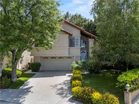 24103 Clearbank Ln, Newhall, CA 91321