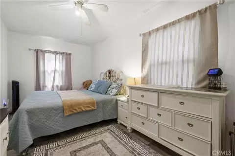 Bedroom - 1534 E Broadway, Glendale, CA 91205 photo 2 of 3
