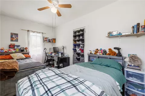 Bedroom - 1534 E Broadway, Glendale, CA 91205 photo 3 of 3