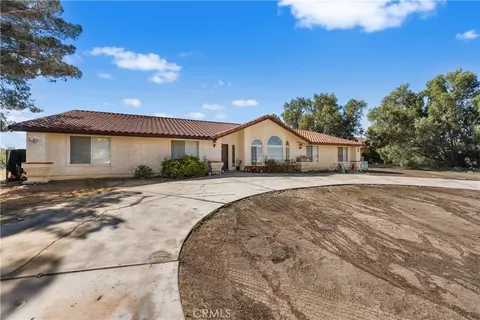 Exterior - 40508 E 154th St, Lancaster, CA 93535 photo 3 of 6