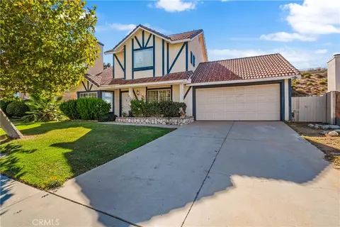 39317 Beacon Ln, Palmdale, CA 93551