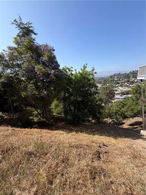 1867 Burnell Dr, Mount Washington, CA 90065