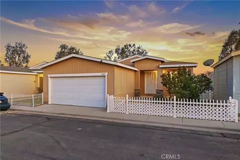 2424 Grandview Ter, Rosamond, CA 93560