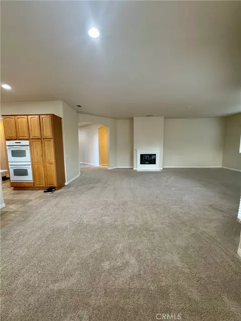 Living - 19533 Vermillion, Apple Valley, CA 92308 photo 1 of 2