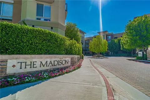 24595 Town Center Dr #3302, Valencia, CA 91355