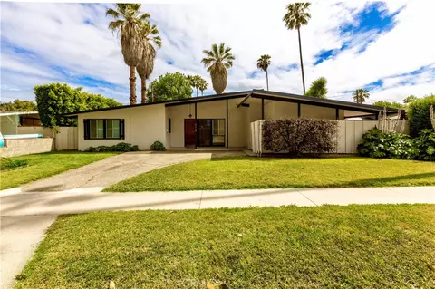 19552 Arminta St, Reseda, CA 91335 photo 2