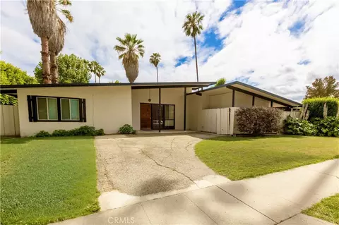 19552 Arminta St, Reseda, CA 91335