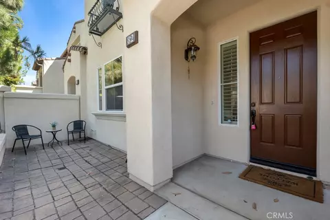 Exterior - 82 Trailing Vine, Irvine, CA 92602 photo 8 of 9