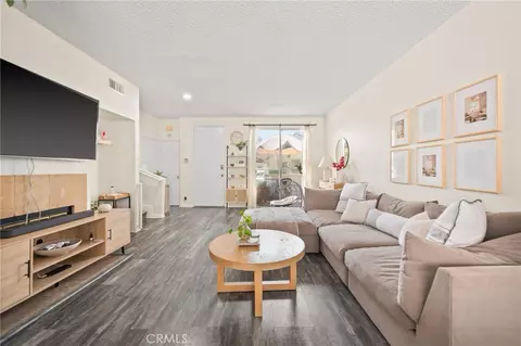 13901 Olive View Ln #42, Sylmar, CA 91342
