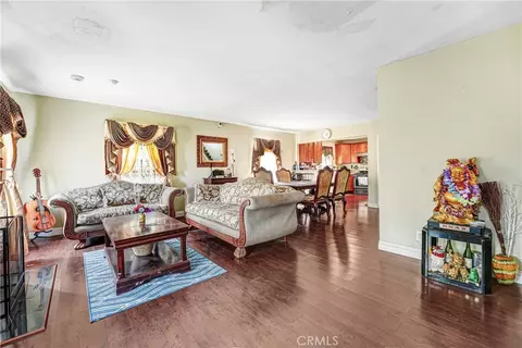 Living - 19549 Schoolcraft, Reseda, CA 91335 photo 2 of 2