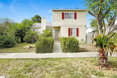 Exterior - 19549 Schoolcraft, Reseda, CA 91335 photo 2 of 4