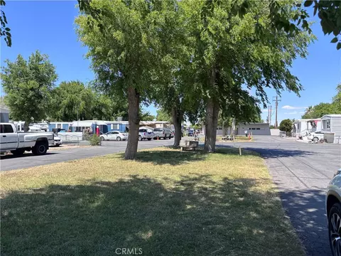37311 47th E #40, Palmdale, CA 93552 photo 6
