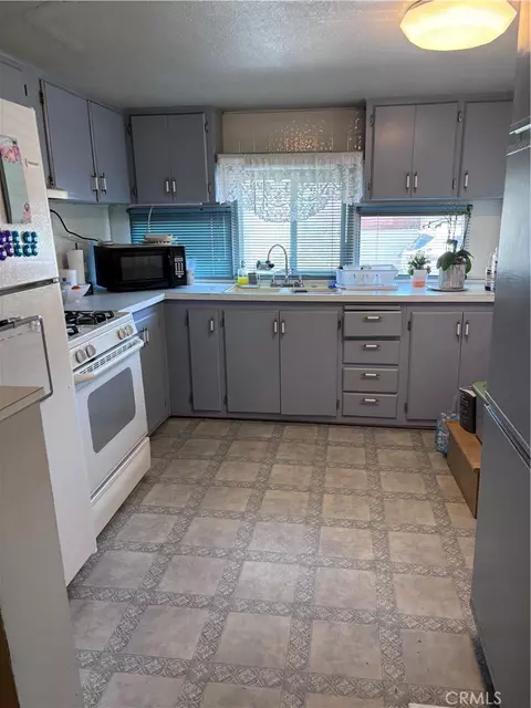 37311 47th E #40, Palmdale, CA 93552 photo 38
