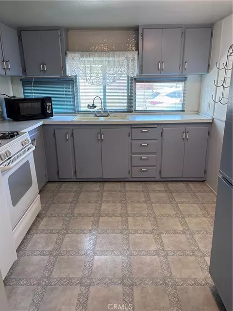 37311 47th E #40, Palmdale, CA 93552 photo 23