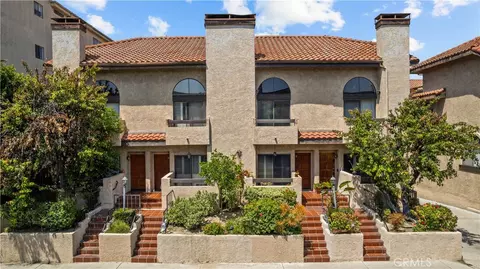10929 Morrison #1, North Hollywood, CA 91601