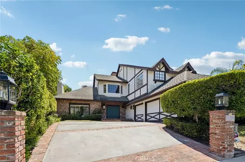 10190 Baywood Ct, Los Angeles, CA 90077