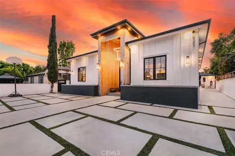 6207 Babcock, North Hollywood, CA 91606