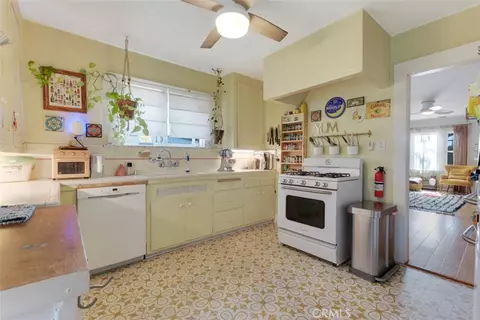 Kitchen - 5218 Mount Helena Ave, Eagle Rock, CA 90041 photo 3 of 4