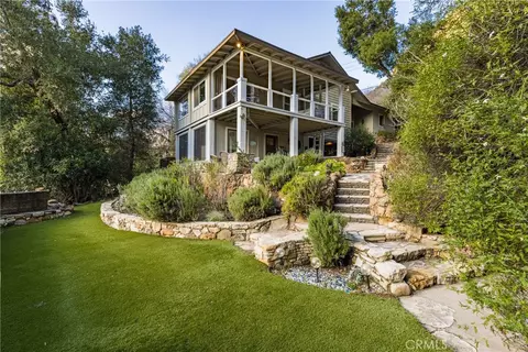 2305 Sugarloaf Dr, Agoura Hills, CA 91301