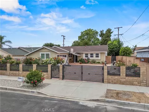 8511 Canterbury, Sun Valley, CA 91352