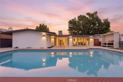 10415 Bevis Ave, Mission Hills San Fernando, CA 91345