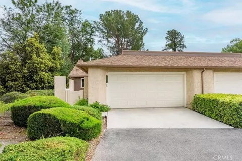 20008 Avenue Of The Oaks, Newhall, CA 91321