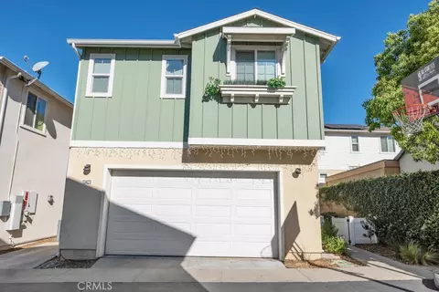 13423 W Saddle Rock Pl, Sylmar, CA 91342