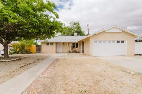 45303 6th St E, Lancaster, CA 93535