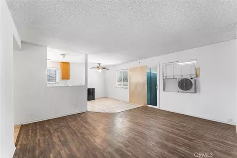 Living - 45303 6th St E, Lancaster, CA 93535 photo 2 of 4