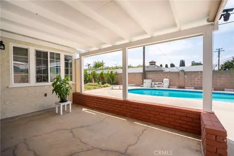 Exterior - 2056 W Random, Anaheim, CA 92804 photo 5 of 14