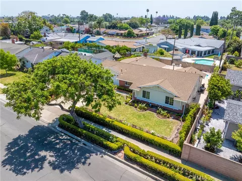 View/Area - 2056 W Random, Anaheim, CA 92804 photo 2 of 4