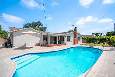 Exterior - 2056 W Random, Anaheim, CA 92804 photo 9 of 14