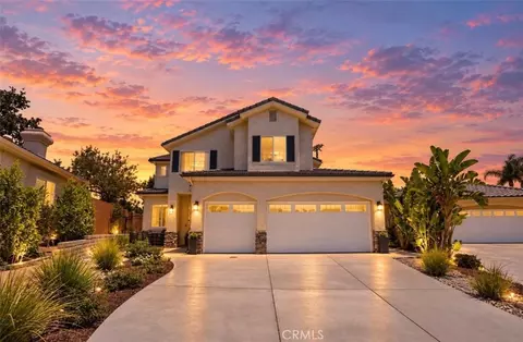257 Windrose Ct, Newbury Park, CA 91320