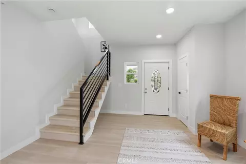 Entry Way - 604 Nomad Ct, Hayward, CA 94544 photo 5 of 6