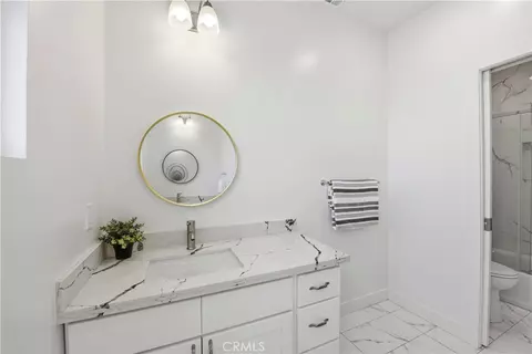 Bath - 604 Nomad Ct, Hayward, CA 94544 photo 3 of 8