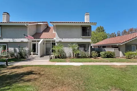 Exterior - 905 Thistlegate, Oak Park, CA 91377 photo 9 of 9