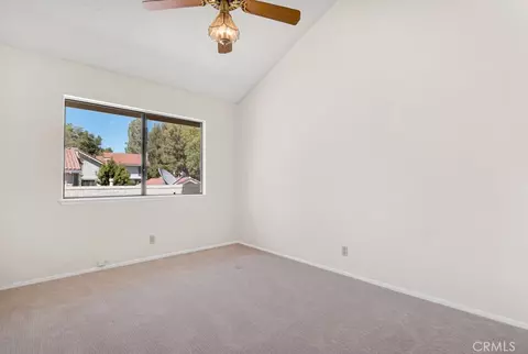 Bedroom - 905 Thistlegate, Oak Park, CA 91377 photo 3 of 6