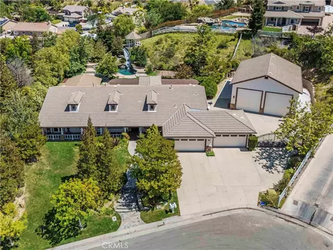 30024 Valley Glen St, Castaic, CA 91384