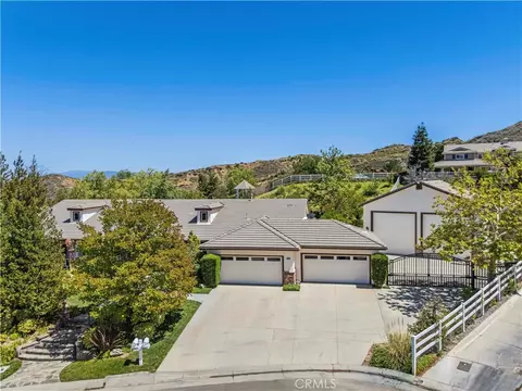 30024 Valley Glen St, Castaic, CA 91384