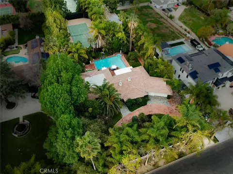 22723 Erwin, Woodland Hills, CA 91367