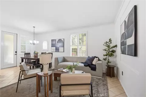 17983 Lost Cyn #113, Canyon Country, CA 91387
