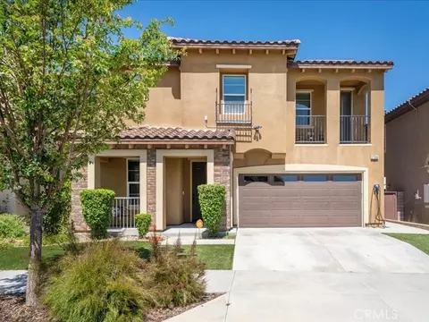 Exterior - 27364 Ellery Pl, Saugus, CA 91350 photo 2 of 14